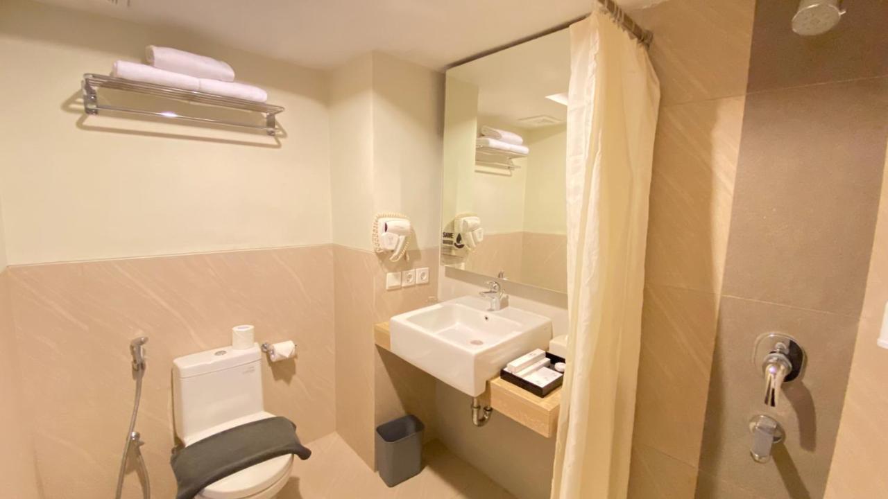 Hotel Swiss-Belcourt Bogor Exteriér fotografie