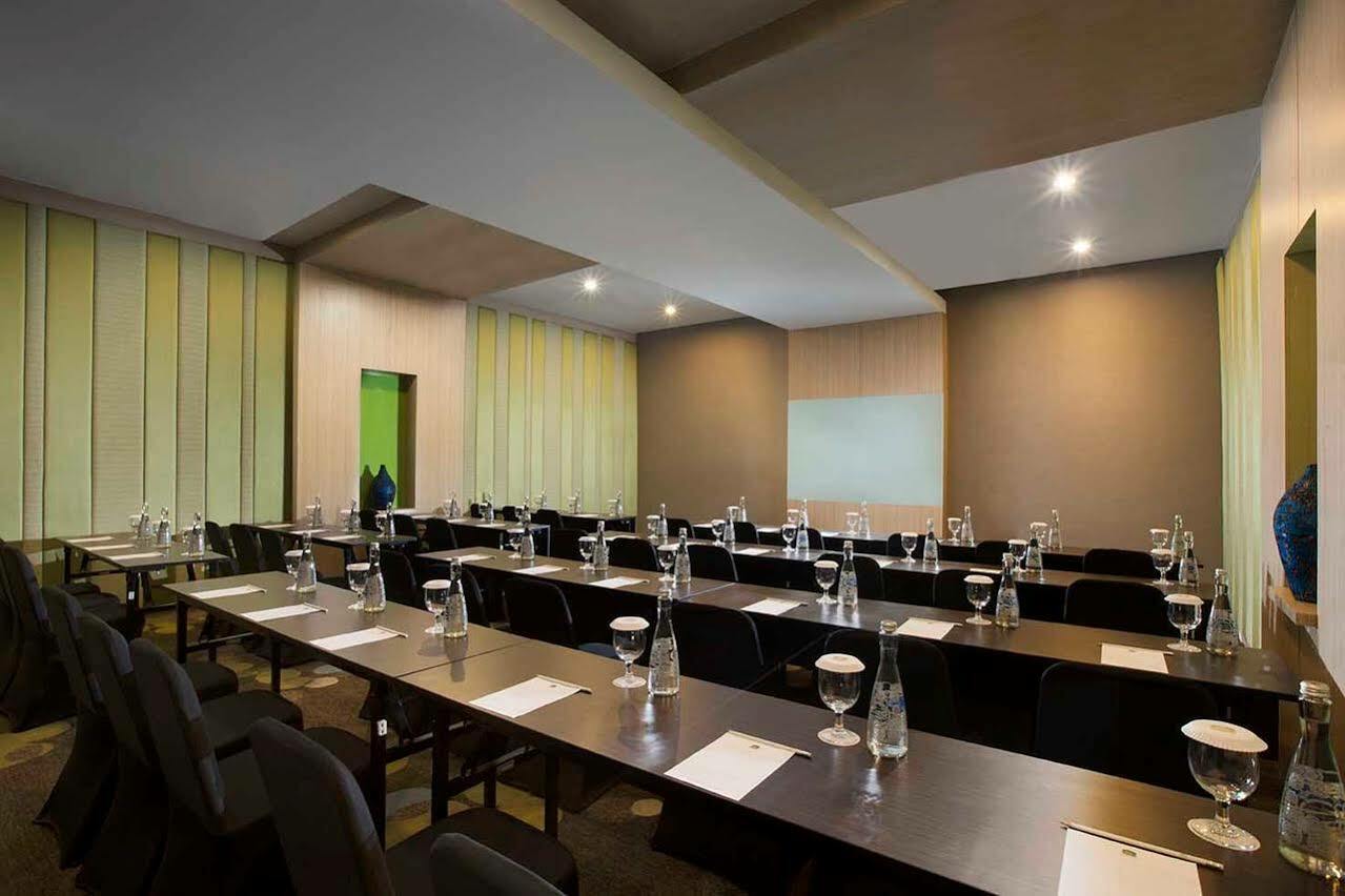 Hotel Swiss-Belcourt Bogor Exteriér fotografie