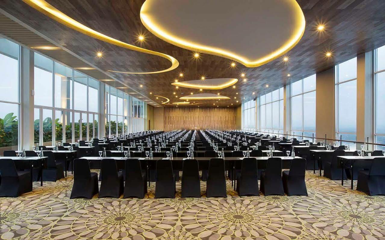 Hotel Swiss-Belcourt Bogor Exteriér fotografie